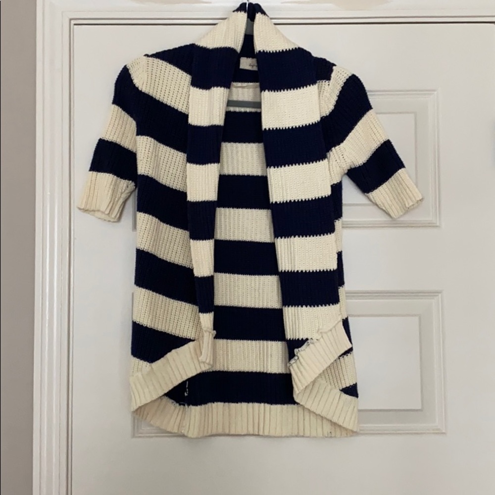 Perfect fall navy and cream cardi